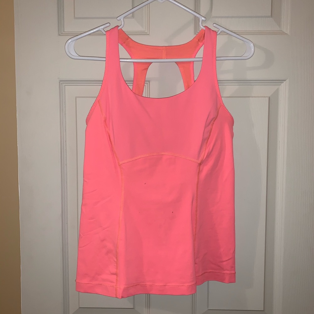 Lululemon Athletica fitted tank top